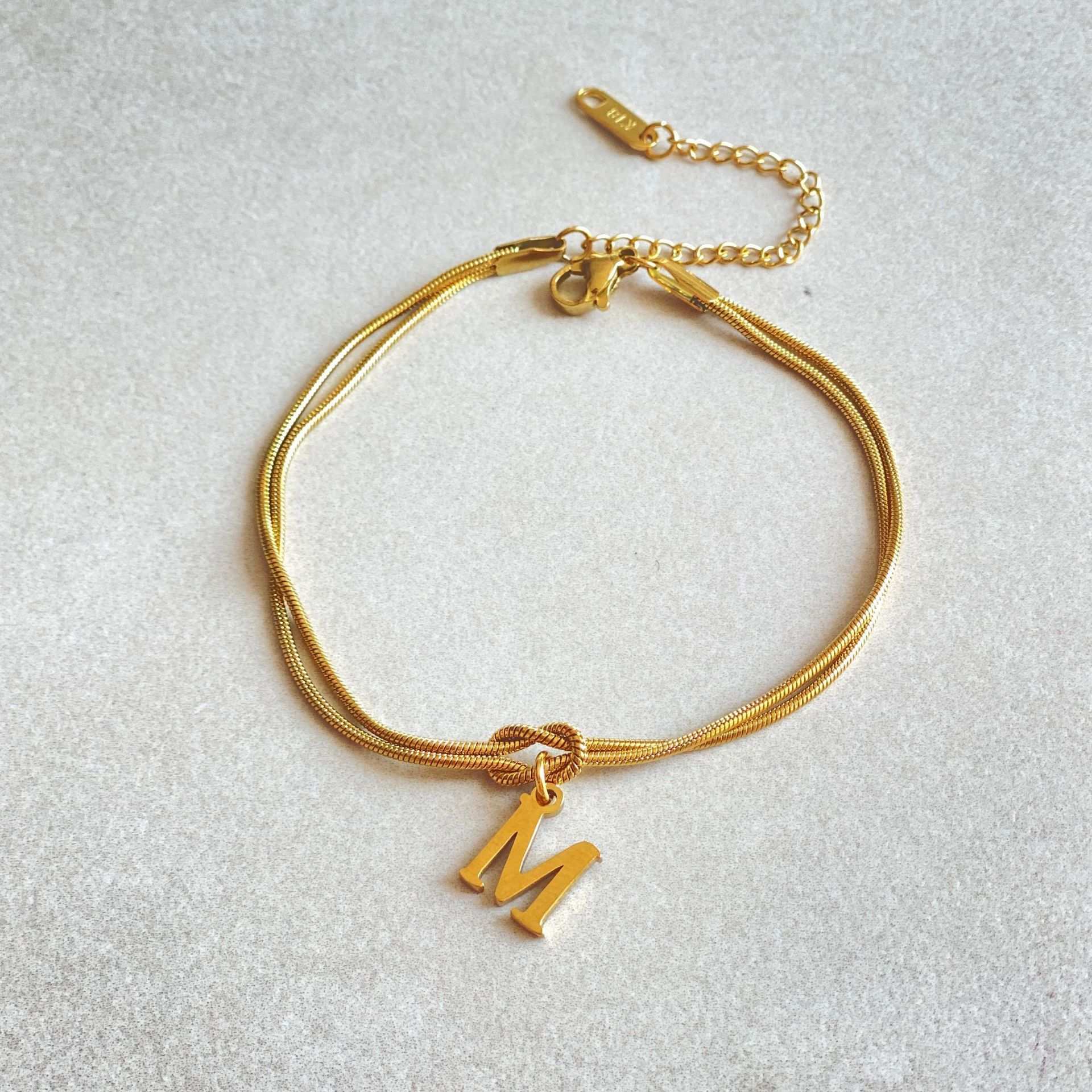 GOLDEN KNOT